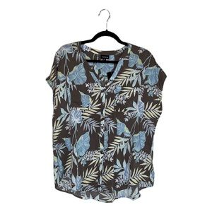 Torrid NWT Floral Taupe/Blue Challis Button Front Blouse Size M/L or 00